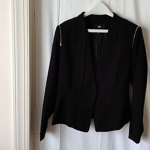 H&M gently fitted blazer